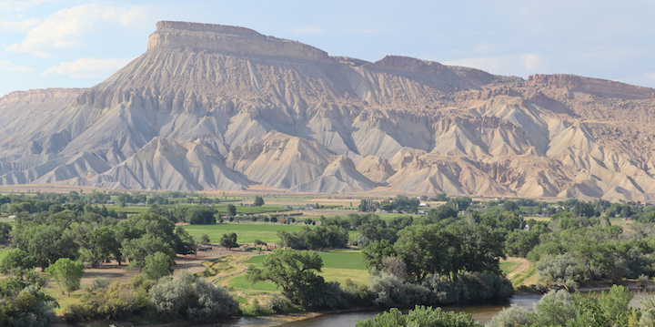 Mount-Garfield-with-the-colorado-river-image-by-filmgj.com.jpg